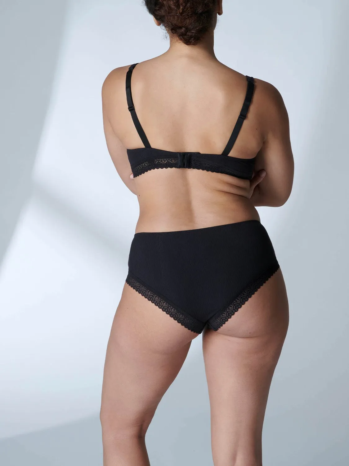 Eugenie Full Coverage Plunge - Black
