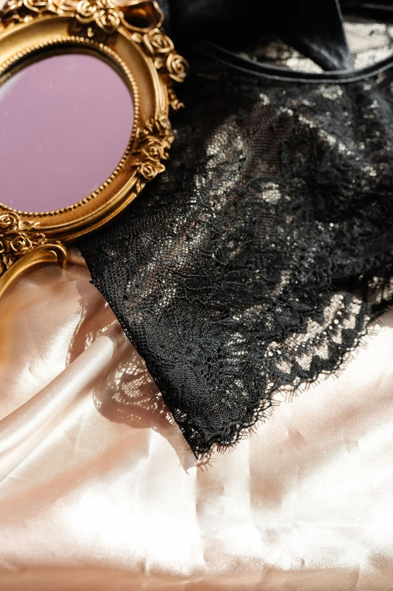 Eyelash Lace Bow High Waist Crotchless Panty - Black