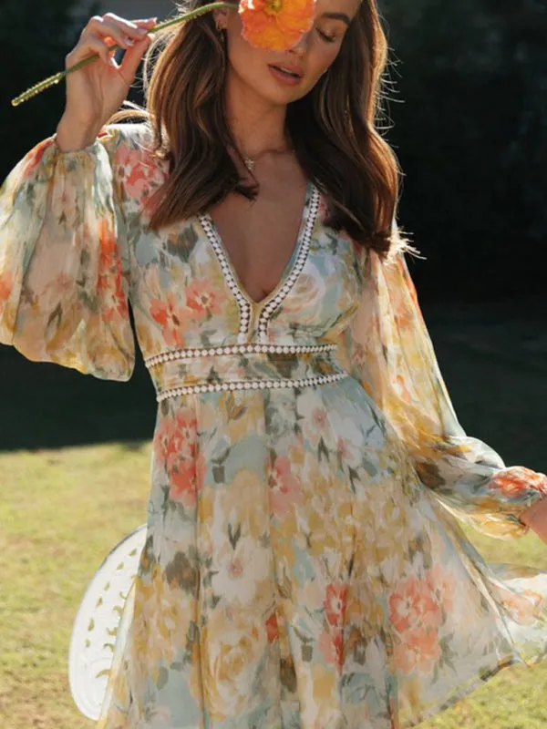 Floral V-Neck Puff Sleeve Lace Dress